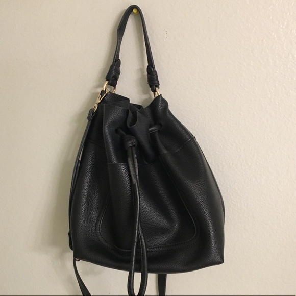 zara black bucket bag